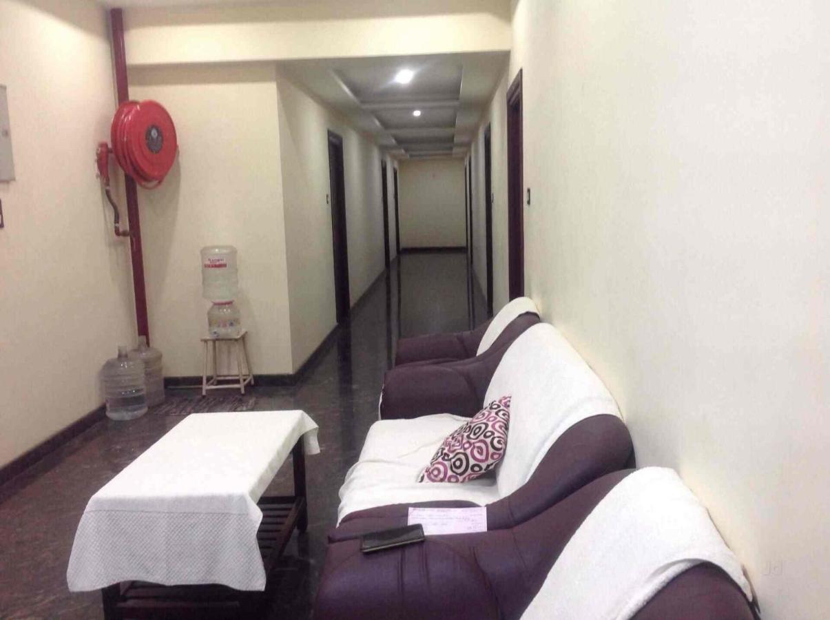 E S Residency Hotel Theni Ngoại thất bức ảnh