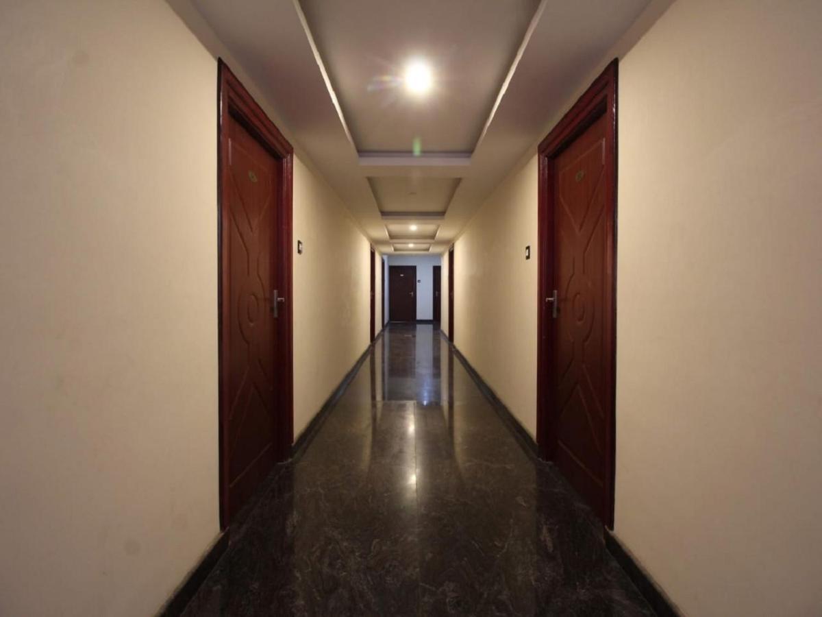 E S Residency Hotel Theni Ngoại thất bức ảnh