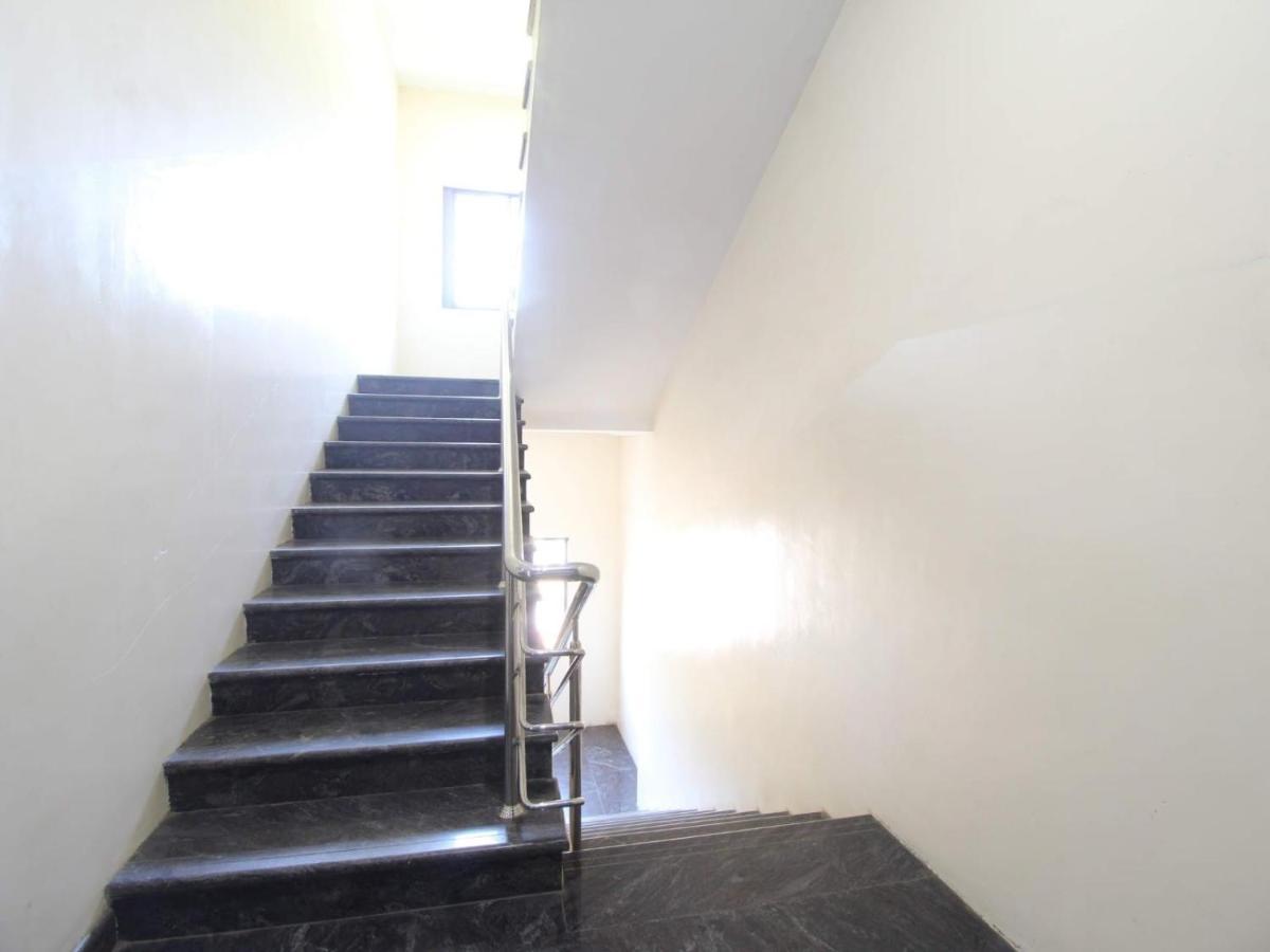 E S Residency Hotel Theni Ngoại thất bức ảnh