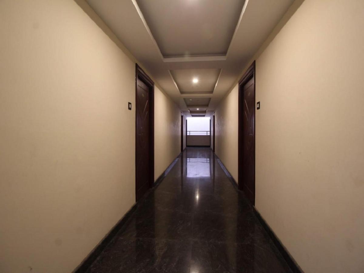 E S Residency Hotel Theni Ngoại thất bức ảnh