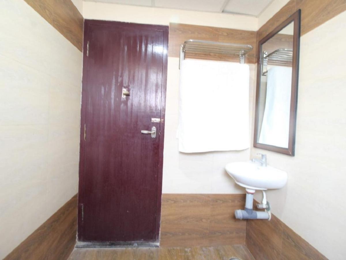 E S Residency Hotel Theni Ngoại thất bức ảnh